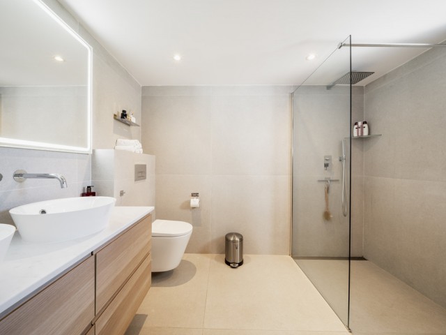 3 Bedrooms Apartment in Nueva Andalucía