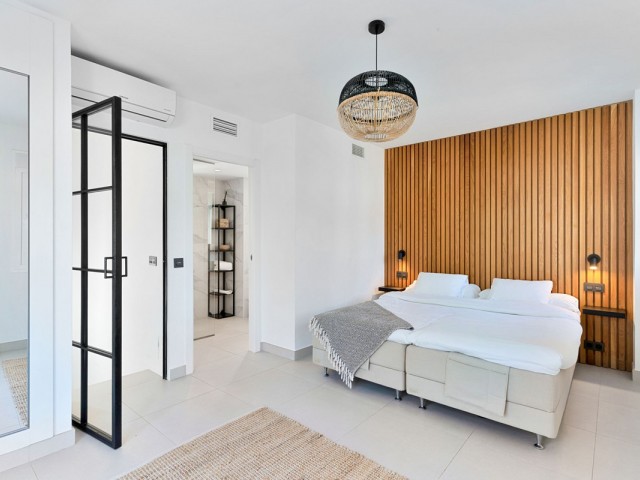 3 Bedrooms Apartment in Nueva Andalucía