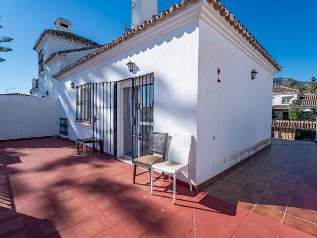 7 Bedrooms Villa in Benalmadena