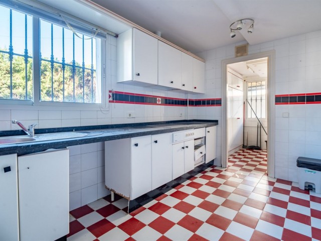 7 Bedrooms Villa in Benalmadena