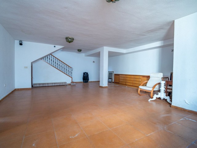 7 Bedrooms Villa in Benalmadena