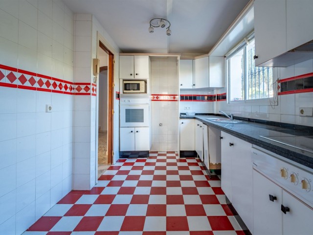 7 Bedrooms Villa in Benalmadena