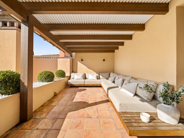 3 Bedrooms Apartment in Benahavís