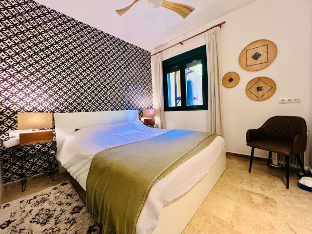 Apartment, San Pedro de Alcántara, R5233588