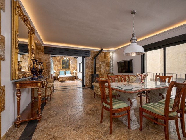 Appartement avec 3 Chambres  à Puerto Banús