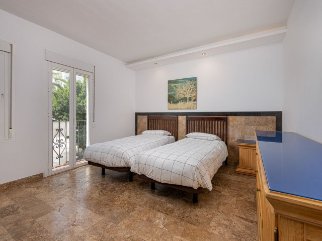 Appartement avec 3 Chambres  à Puerto Banús