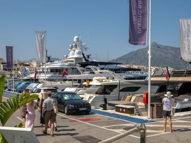 Appartement avec 3 Chambres  à Puerto Banús