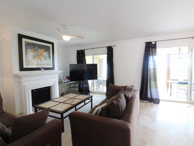 3 Bedrooms Townhouse in Benahavís