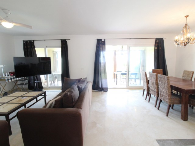 3 Bedrooms Townhouse in Benahavís