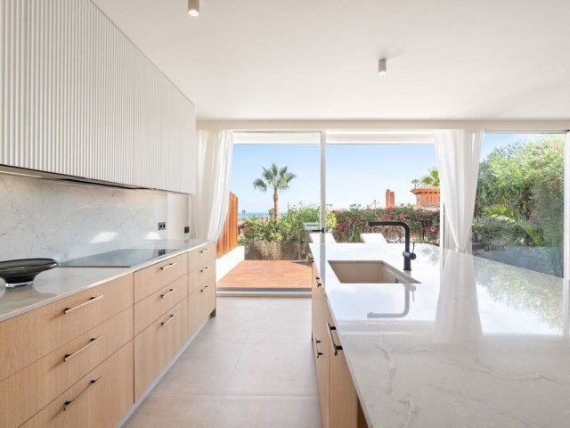 3 Bedrooms Apartment in Nueva Andalucía