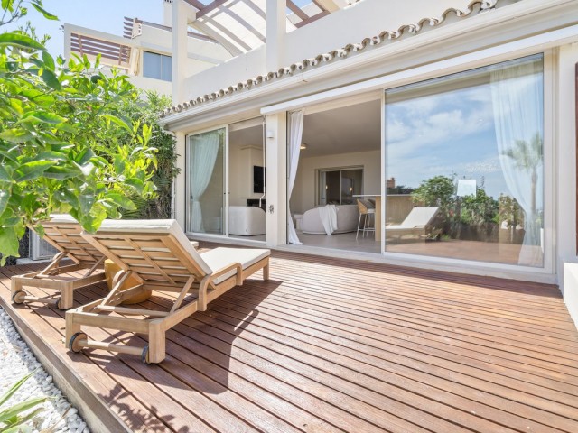 3 Bedrooms Apartment in Nueva Andalucía