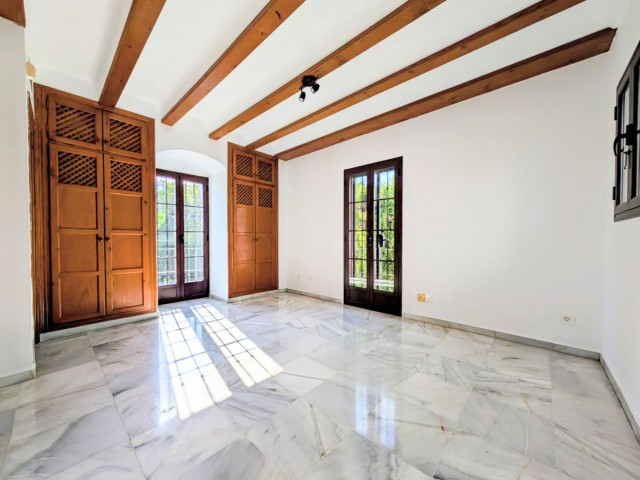 Maison mitoyenne avec 3 Chambres  à Nagüeles