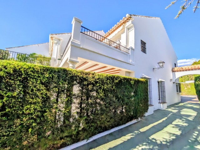 3 Slaapkamer Rijtjeshuis in Nagüeles