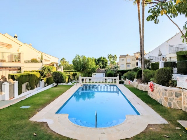 3 Slaapkamer Rijtjeshuis in Nagüeles