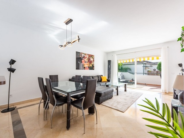 Penthouse, El Presidente, R5210449