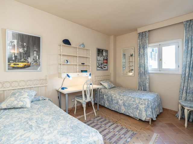 4 Bedrooms Apartment in Marbella