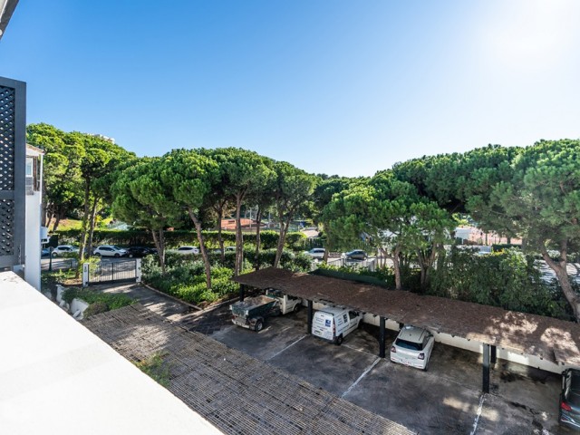 4 Bedrooms Apartment in Marbella