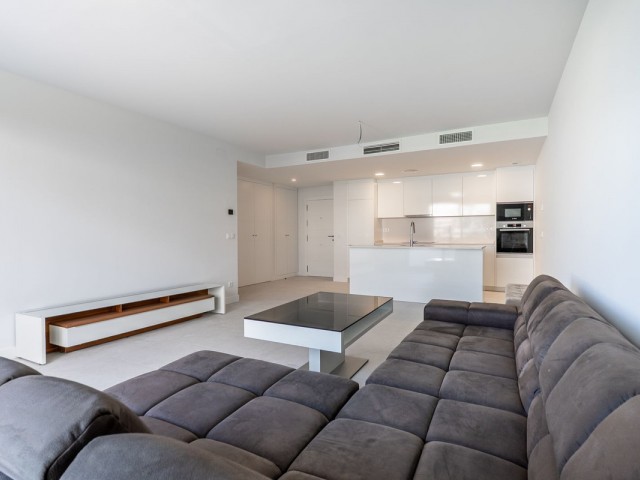 2 Bedrooms Apartment in Estepona