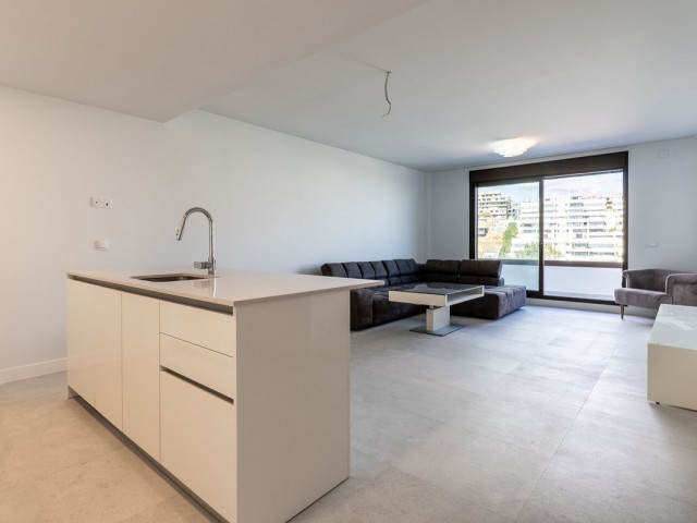 2 Bedrooms Apartment in Estepona