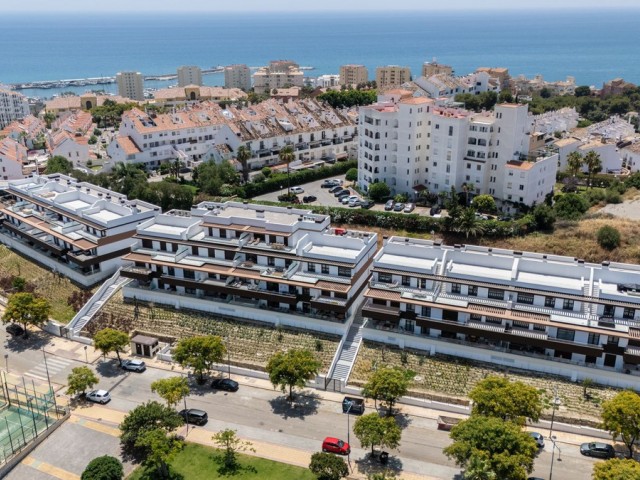 2 Bedrooms Apartment in Estepona