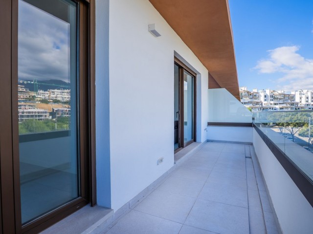 2 Bedrooms Apartment in Estepona