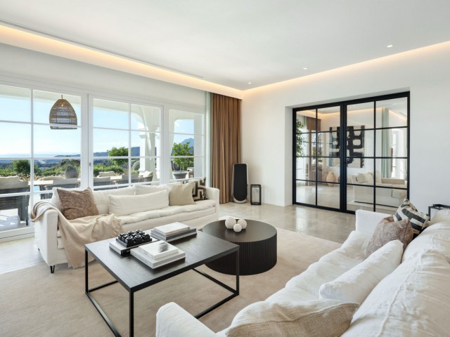 7 Soveroms Villa i Benahavís