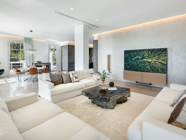 7 Soveroms Villa i Benahavís