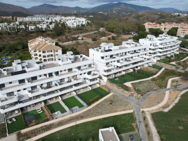 2 Bedrooms Apartment in Estepona