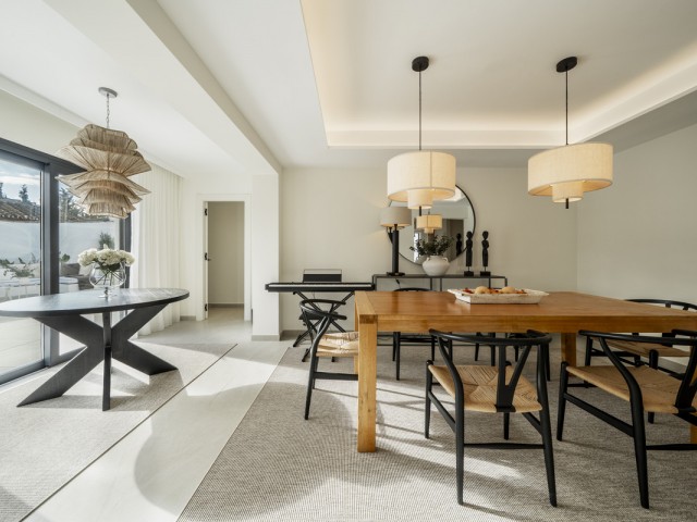 5 Bedrooms Villa in San Pedro de Alcántara