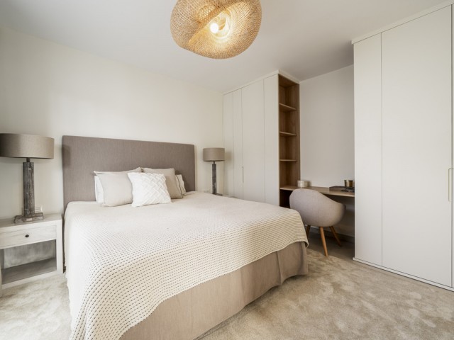 Villa con 5 Dormitorios  en San Pedro de Alcántara