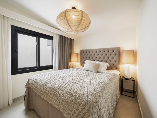 Villa con 5 Dormitorios  en San Pedro de Alcántara