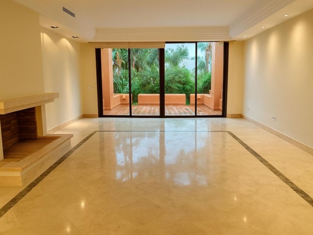 Apartment, Nueva Andalucia