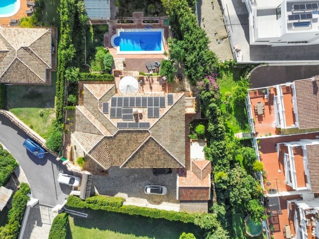 4 Bedrooms Villa in Benalmadena