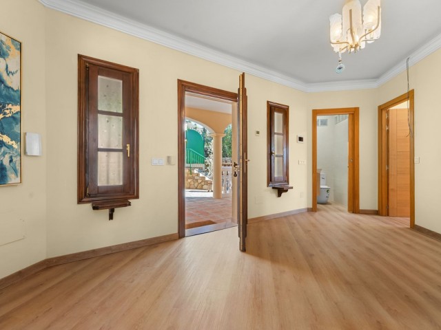 4 Bedrooms Villa in Benalmadena