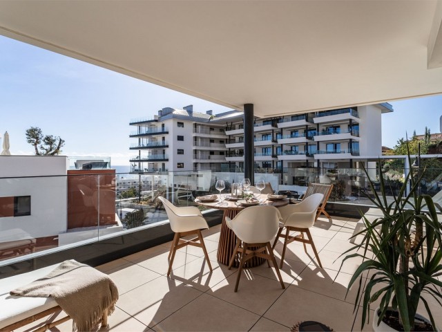 Apartamento con 3 Dormitorios  en Higueron