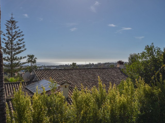 Villa avec 5 Chambres  à The Golden Mile