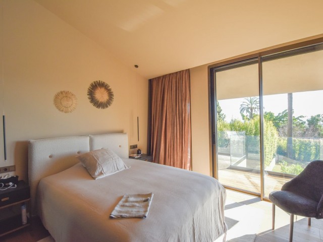 Villa avec 5 Chambres  à The Golden Mile