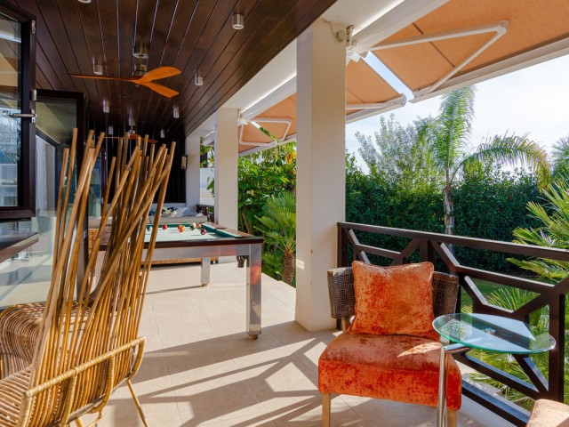 5 Bedrooms Villa in Nueva Andalucía