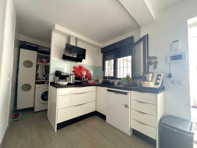 4 Bedrooms Villa in Calahonda