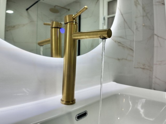 5 Bedrooms Apartment in Benahavís