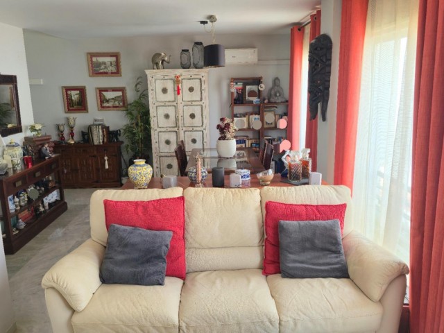 Penthouse avec 3 Chambres  à Torremolinos