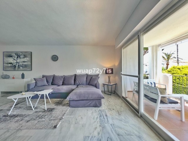 Appartement avec 3 Chambres  à Costalita