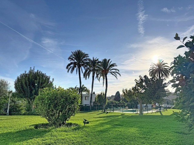 4 Schlafzimmer Reihenhaus in Nueva Andalucía