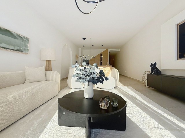 4 Schlafzimmer Reihenhaus in Nueva Andalucía