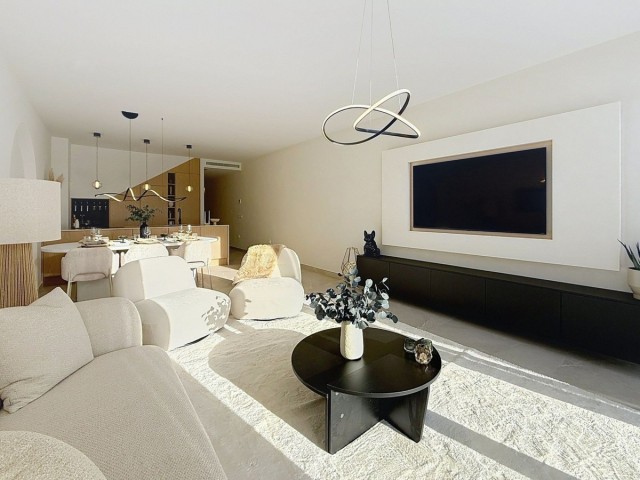 4 Schlafzimmer Reihenhaus in Nueva Andalucía