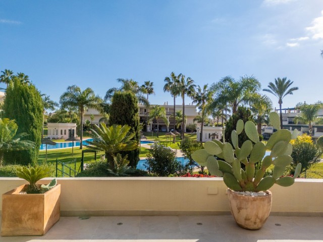 2 Bedrooms Apartment in Puerto Banús