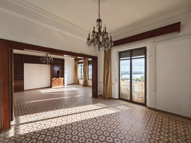 4 Bedrooms Apartment in Málaga Centro
