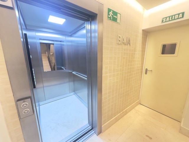 3 Bedrooms Apartment in Estepona