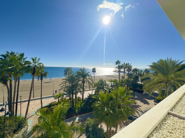 3 Bedrooms Apartment in Estepona