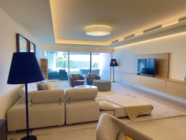 3 Bedrooms Apartment in Estepona